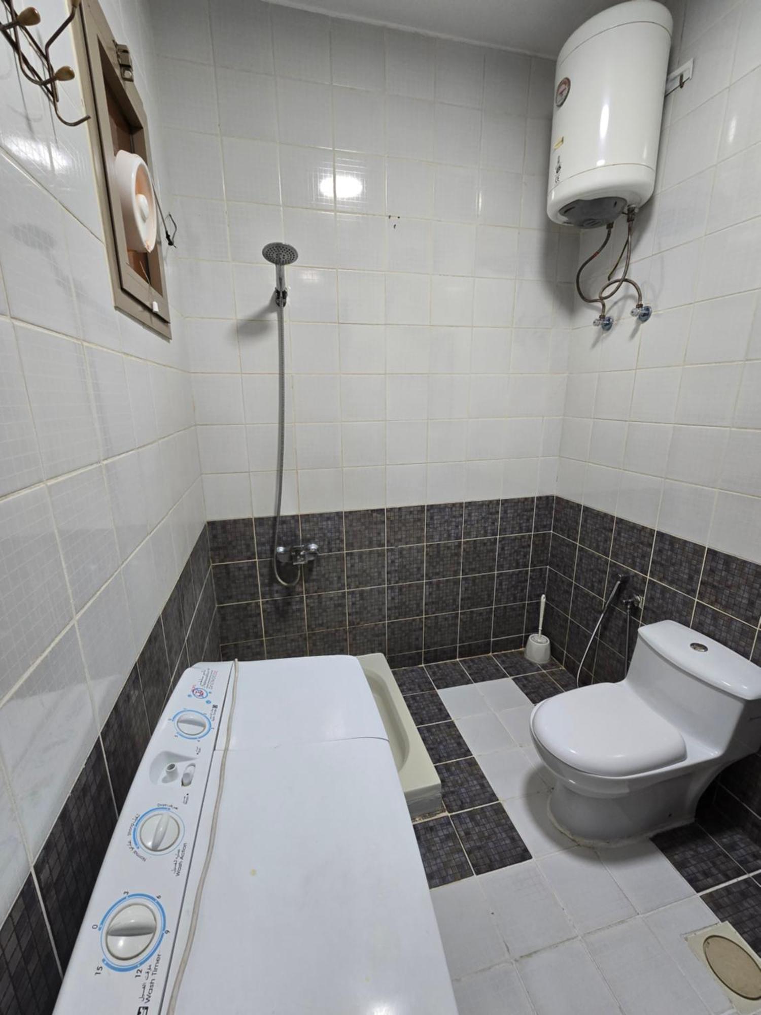 Makarim Najd 3 *