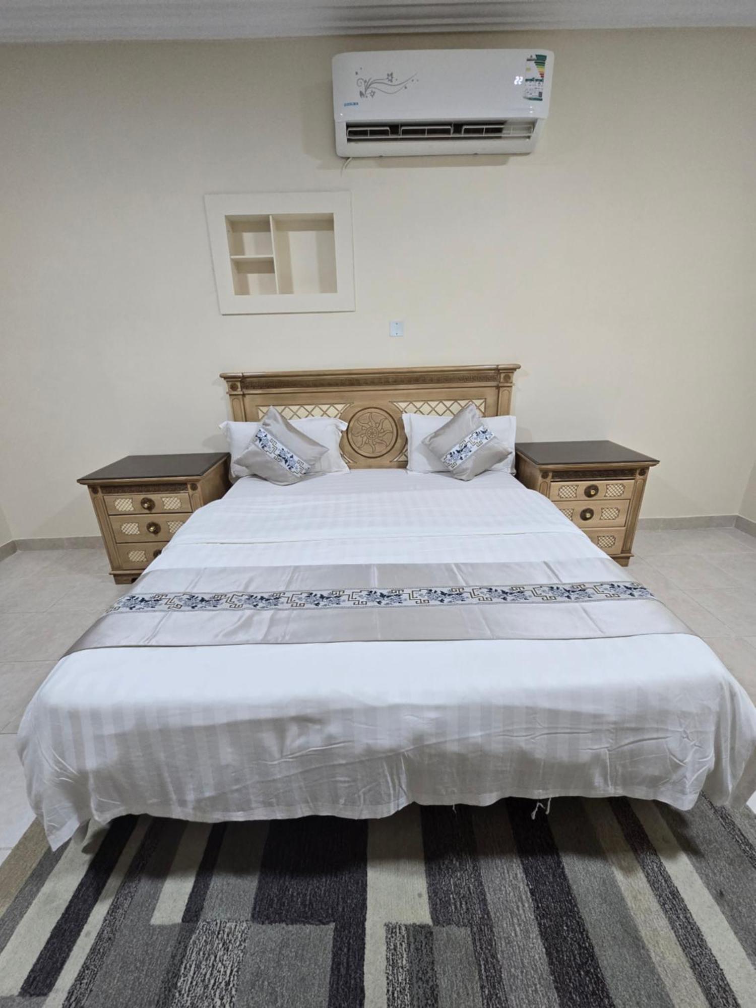 Apartment Makarim Najd 3